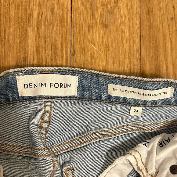 Denim Forum Sky Blue Cropped Jeans - Picture 2 of 5